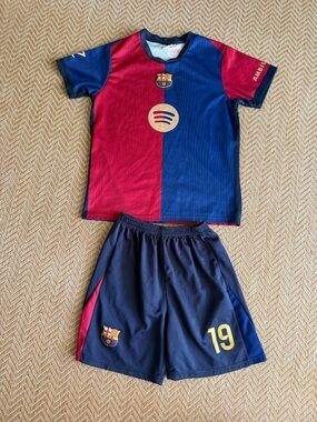 Kids LAMINE YAMAL Soccer Jersey Kit- Size 28